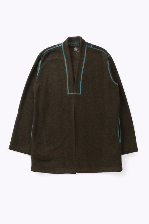 Jacket in faux fur with embroidery on the back